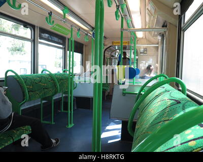 Intérieur de la nouvelle classe E Tramways de Melbourne, Australie Banque D'Images