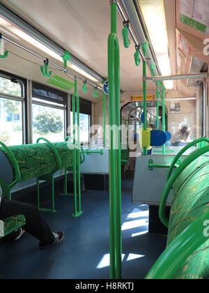 Intérieur de la nouvelle classe E Tramways de Melbourne, Australie Banque D'Images