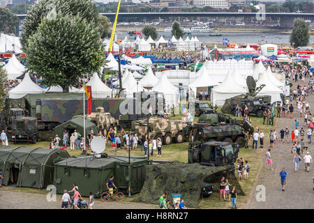 Présentation publique de Bundeswehr, forces armées allemandes, à Düsseldorf, Allemagne Banque D'Images