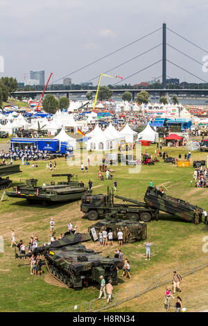 Présentation publique de Bundeswehr, forces armées allemandes, à Düsseldorf, Allemagne Banque D'Images