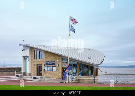 Station de sauvetage de la RNLI à Morecambe Lancashire UK Banque D'Images