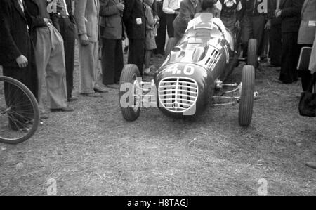 1947 COUPE DE LYON RAOUL MARTIN MARTIN SIMCA 8 SPECIALE PADDOCK Banque D'Images