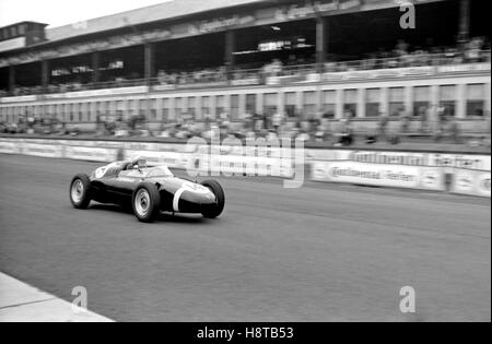 1960 GP ALLEMAND HERRMANN CAMORADI WALKER PORSCHE Banque D'Images