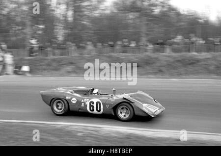 1969 marques de la BOAC 6 HEURES DE CHRIS AMON Ferrari 312P Banque D'Images