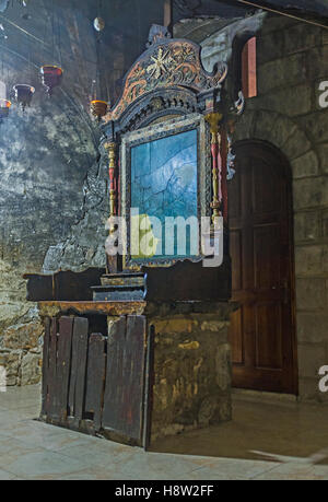 Le trône en bois dans la chapelle de Joseph d'Arimathie, situé dans l'église du Saint Sépulcre Banque D'Images