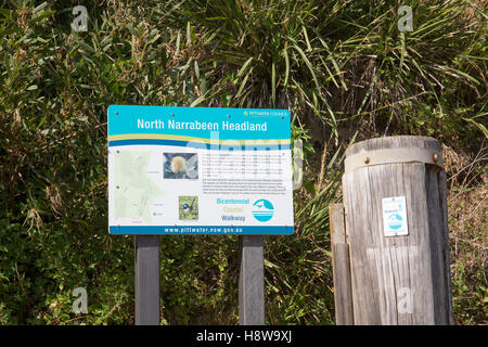 North Narrabeen promontoire sur les plages du nord de Sydney, nouvelle galles du sud, Australie, panneau d'information érigé par le conseil Banque D'Images