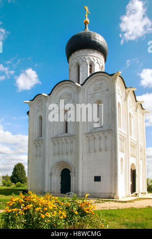 Église de l'Intercession sur la Nerl. Bogolyubovo, région de Vladimir, anneau d'Or Banque D'Images