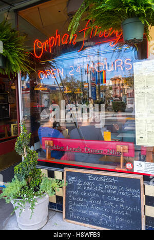 San Francisco, CA États-Unis, vitrine de dîner rétro américaine, dans le quartier de Castro, commercial 'ouvert 24 heures', signe de diner vintage Banque D'Images