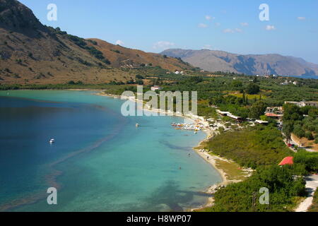 Le lac de Kourna près de Kournas, sur l'île de Crète Banque D'Images