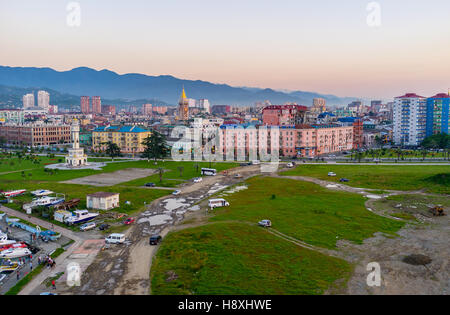 La vue aérienne de la ville depuis la grande roue, situé sur le bord de la mer Banque D'Images