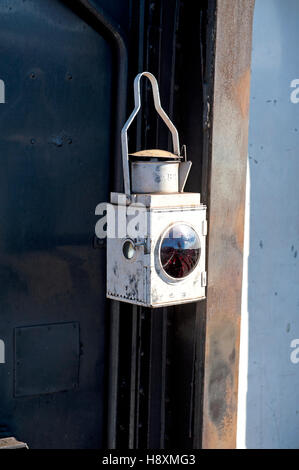 Lampe à pétrole pour l'arrière du train désormais uniquement sur les lignes du patrimoine Banque D'Images