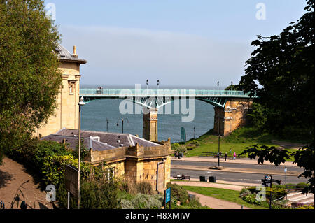 Spa le pont à Scarborough, Royaume-Uni, ouvert en 1827 Banque D'Images