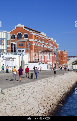 Le centre de Tejo, le début du 20e siècle, convertie en musée de l'électricité. Lisbonne, Portugal. Banque D'Images