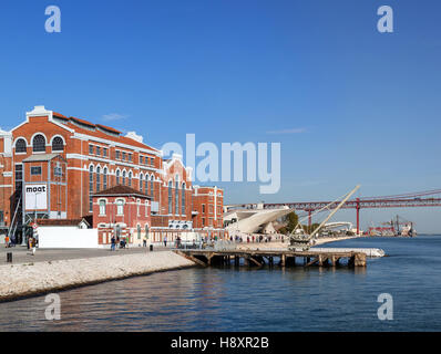 Le centre de Tejo, le début du 20e siècle, convertie en musée de l'électricité. Lisbonne, Portugal Banque D'Images