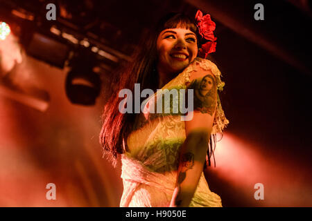 Las Vegas, NV, USA. 16 Nov, 2016. ***Couverture maison*** Mon Laferte vinyle à Las Vegas au Hard Rock Hotel & Casino à Las Vegas, NV le 16 novembre 2016. Crédit : Erik Kabik Photography/media/Alamy Punch Live News Banque D'Images