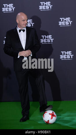 Zurich, Suisse. Jan 9, 2017. Le président de la FIFA, Gianni Infantino arrive à la coupe du monde les joueurs de l'année 2016 gala à Zurich, Suisse, 9 janvier 2017. Photo : Patrick Seeger/dpa/Alamy Live News Banque D'Images