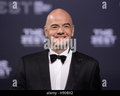 Zurich, Suisse. Jan 9, 2017. Le président de la FIFA, Gianni Infantino arrive à la coupe du monde les joueurs de l'année 2016 gala à Zurich, Suisse, 9 janvier 2017. Photo : Patrick Seeger/dpa/Alamy Live News Banque D'Images