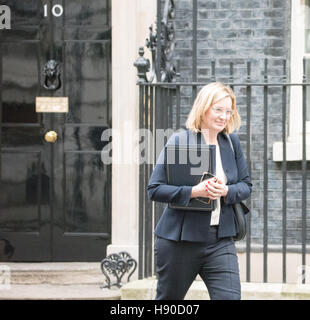 L'Amber Rudd, Ministre de l'intérieur, les feuilles 10 Downing Street, de crédit : Ian Davidson/Alamy Live News Banque D'Images