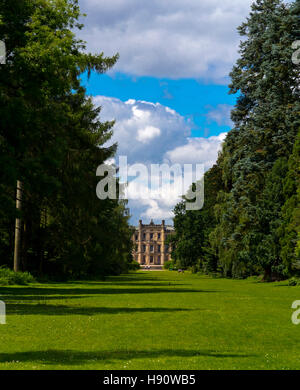 East Avenue Elvaston au château une demeure seigneuriale dans les motifs d'Elvaston Country Park, près de Derby Derbyshire, Angleterre, Royaume-Uni Banque D'Images