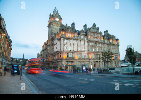 L'Hôtel Balmoral sur Princes Street d'Édimbourg, Écosse. Banque D'Images