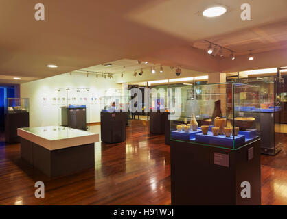 Le Chili, Santiago, vue de l'intérieur du Museo de Arte Popular Americano(carte) à l'intérieur du Centro Cultural Gabriela Mistral. Banque D'Images