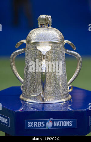 La Calcutta Cup est un trophée remis au gagnant du match du championnat annuel de Six Nations entre l'Angleterre et l'Écosse. Banque D'Images