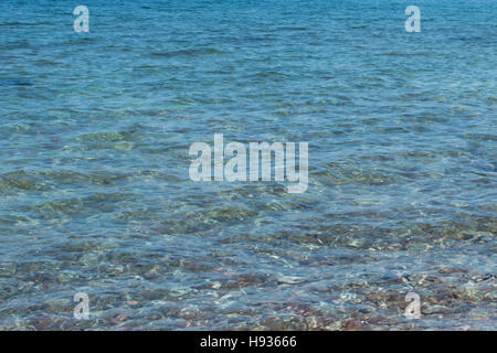 Ondulation sur la surface de l'eau. Banque D'Images