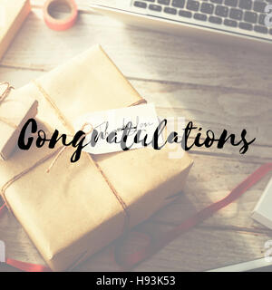 L'art et de l'artisanat présent cadeau partage Donner Félicitations Concept Banque D'Images