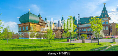 Les colombages rénové Palace de Tsar Alexei Mikhailovich, situé sur le territoire du Domaine Royal Kolomenskoye Banque D'Images