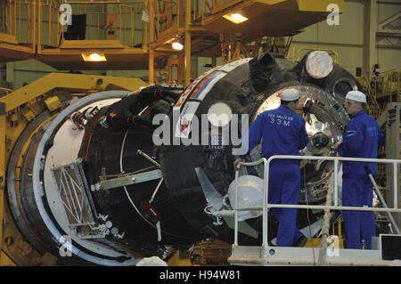 L'engin spatial Soyouz russe MS-03 est prêt pour l'encapsulation de la Station spatiale internationale de la NASA mission 50-51 Expédition au cosmodrome de Baïkonour Integration Facility 9 Novembre, 2016 à Baïkonour, au Kazakhstan. Banque D'Images