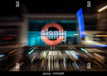 Londres, Royaume-Uni. 09Th Nov, 2016. L'entrée de la gare souterraine de Brixton à Londres, Angleterre, 09 novembre 2016. Photo : Wolfram Kastl/dpa/Alamy Live News Banque D'Images