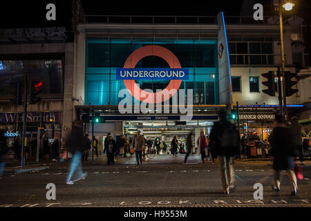 Londres, Royaume-Uni. 09Th Nov, 2016. L'entrée de la gare souterraine de Brixton à Londres, Angleterre, 09 novembre 2016. Photo : Wolfram Kastl/dpa/Alamy Live News Banque D'Images