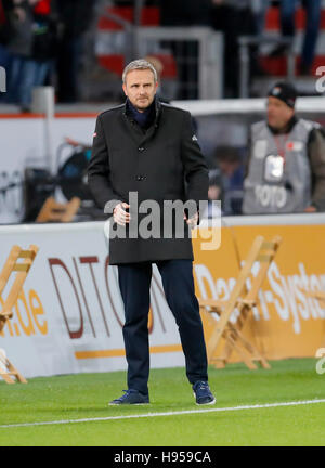 Leverkusen, Allemagne. 18 Nov, 2016. l'ancien joueur Didi Hamann BAYER 04 LEVERKUSEN - RB LEIPZIG 2-3 1.ligue de football allemand, Leverkusen, suis le 18 novembre 2016, la saison 2016/2017 Crédit : Peter Schatz/Alamy Live News Banque D'Images