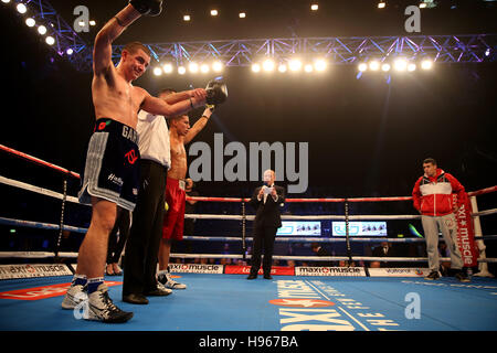 Johnny Garton après avoir gagné contre l'Geiboord Omier à la Wembley Arena, Londres. L'ESS Banque D'Images
