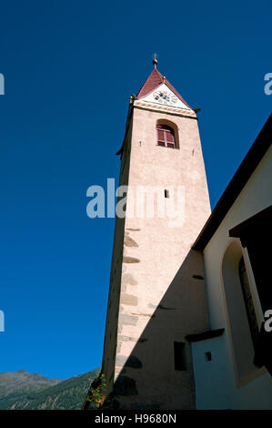 Clocher de l'église à Monte Santa Caterina (Katharinaberg), Val Senales () Schnalstal, Trentin-Haut-Adige, Italie Banque D'Images