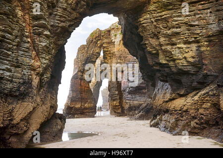 Plage des cathédrales, comme Praia Catedrais, Ribadeo, Espagne Banque D'Images