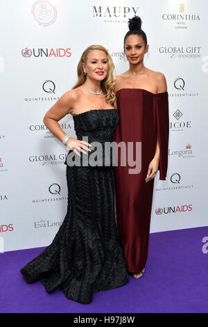 Anastacia et Alesha Dixon arrivant à l'échelle mondiale Gala Cadeaux de charité, à l'hôtel Corinthia, dans Whitehall Place, London. Banque D'Images