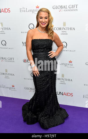 Anastacia arrivant au Gala de charité Cadeaux mondial, à l'hôtel Corinthia, dans Whitehall Place, London. Banque D'Images