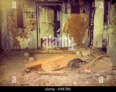 Salle souterraine d'horreur avec une incroyable menace salle vide. Banque D'Images