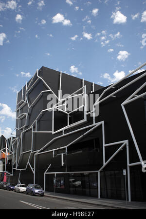 Melbourne Theatre Company, MTC, nouveau bâtiment du théâtre moderne sur Southbank Boulevard, construction faite de cubes et tuyaux Banque D'Images