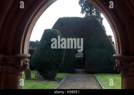 Vue depuis l'église de saint Édouard le Confesseur, porche sud Shalstone, Buckinghamshire, England, UK Banque D'Images