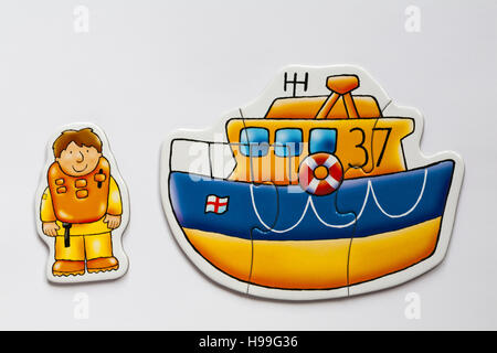 Orchard Toys rescue squad deux et trois pièces puzzles - bateau de sauvetage de l'équipage et Banque D'Images