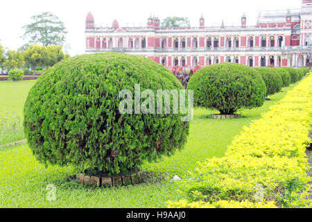 Cooch Behar Palace, également appelé le Jubilé Victor Palace, dans l'ouest du Bengale, en Inde. Banque D'Images