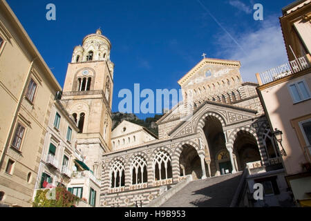 La Cathédrale Duomo di Amalfi, Sant'Andrea, Costiera Amalfitana, Côte Amalfitaine, UNESCO World Heritage Site, Campanie, Italie Banque D'Images