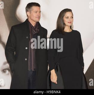 Brad Pitt et Marion Cotillard assister à la première d'UK' à Leicester Square à Londres, Angleterre Banque D'Images