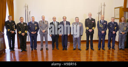 Lisbonne, Lisbonne, Portugal. 22 Nov, 2016. Le président égyptien, Abdel Fattah al-Sisi visite l'académie militaire portugais à Lisbonne, Portugal, 22 novembre 2016 © Bureau Président égyptien/APA/Images/fil ZUMA Alamy Live News Banque D'Images