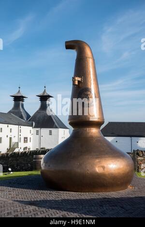 Distillerie de whisky Ardbeg, pot still, Islay, Hébrides intérieures, Ecosse, Royaume-Uni Banque D'Images