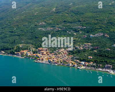 Vue aérienne, le lac de Garde, Lago di Garda, brenzone, Nord de l'Italie, Vénétie, Italie, il Europe vue aérienne Vue d'oiseau-yeux Aerial Banque D'Images