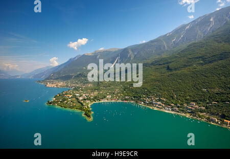 Vue aérienne, le lac de Garde, Lac de Garde, Malcesine, Italie du Nord, Vénétie, Italie, il Europe vue aérienne Vue d'oiseau-yeux Aerial Banque D'Images