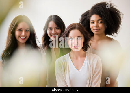 Portrait of smiling women Banque D'Images